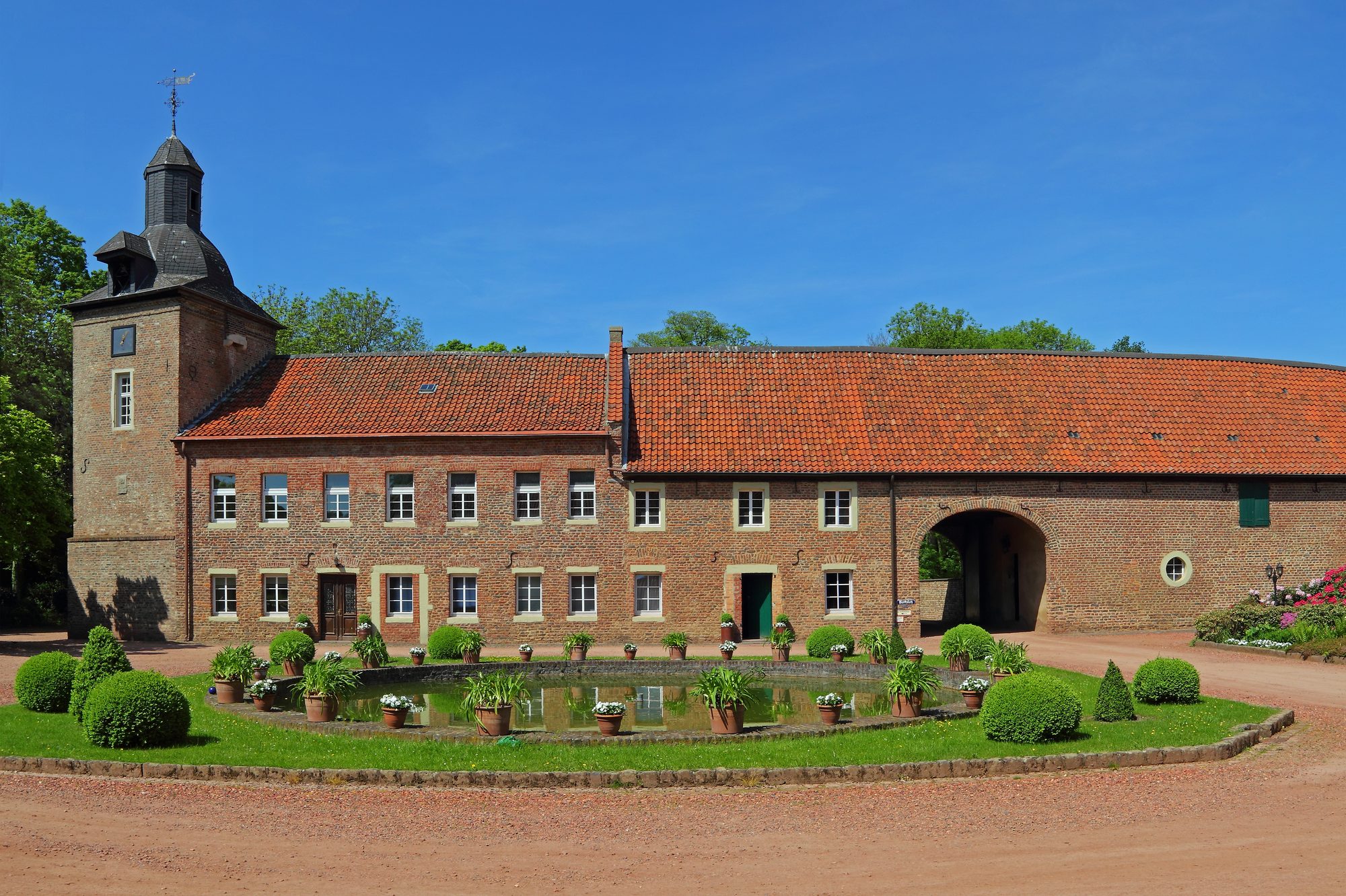 Vorburg von Schloss Loersfeld in Kerpen
